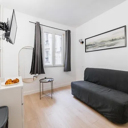 Apartment Proche Sacre Coeur - 9 -2p - Flat-guest Paris
